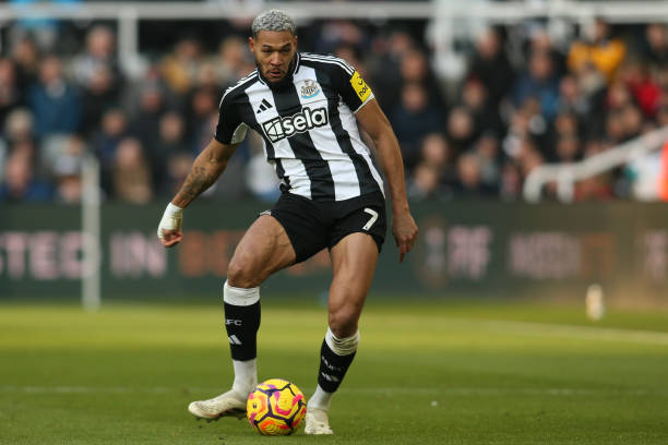 他曾多次与 他曾多次与