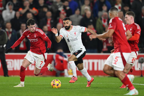 强中场控制 强中场控制