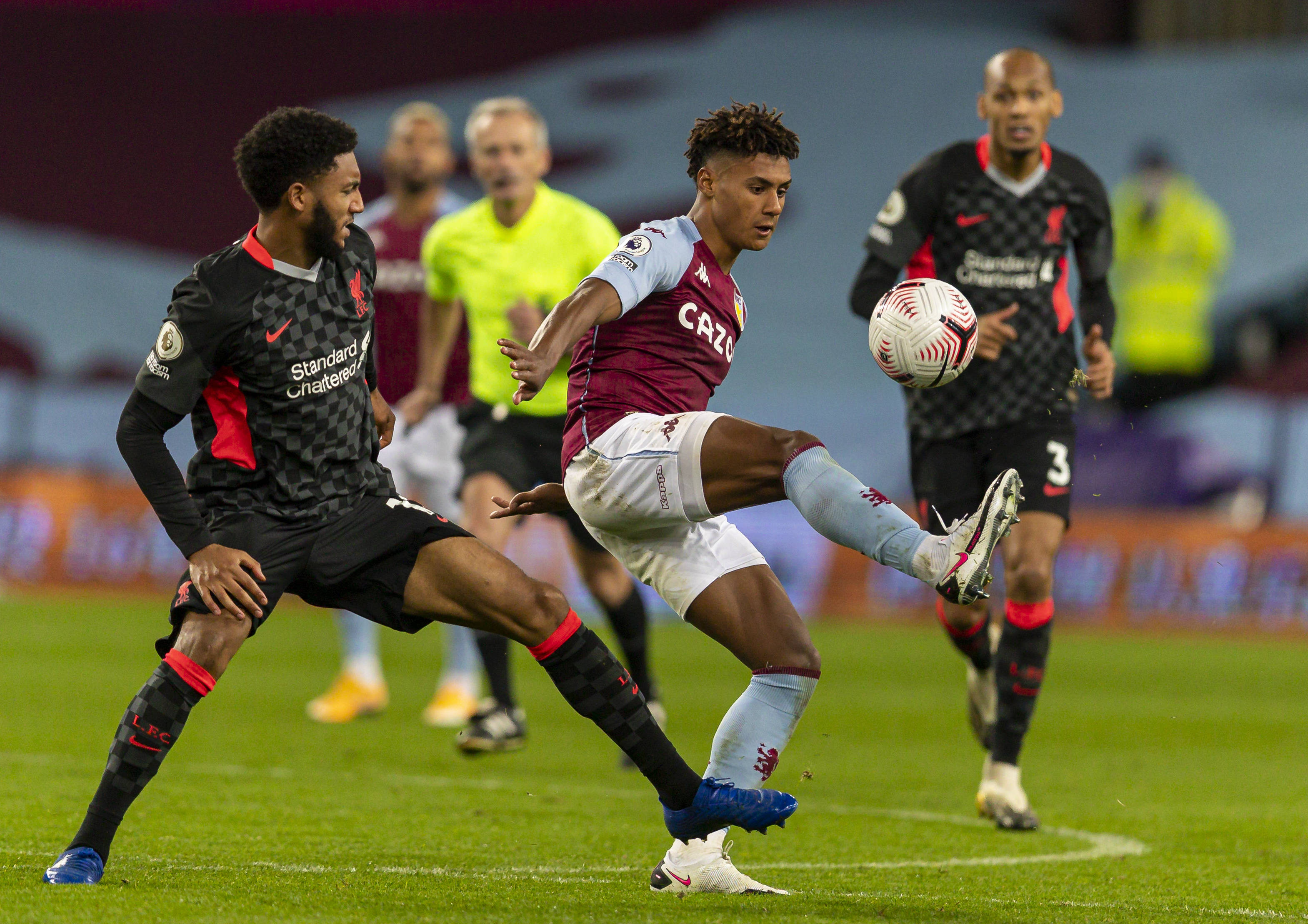 和教练能够 和教练能够